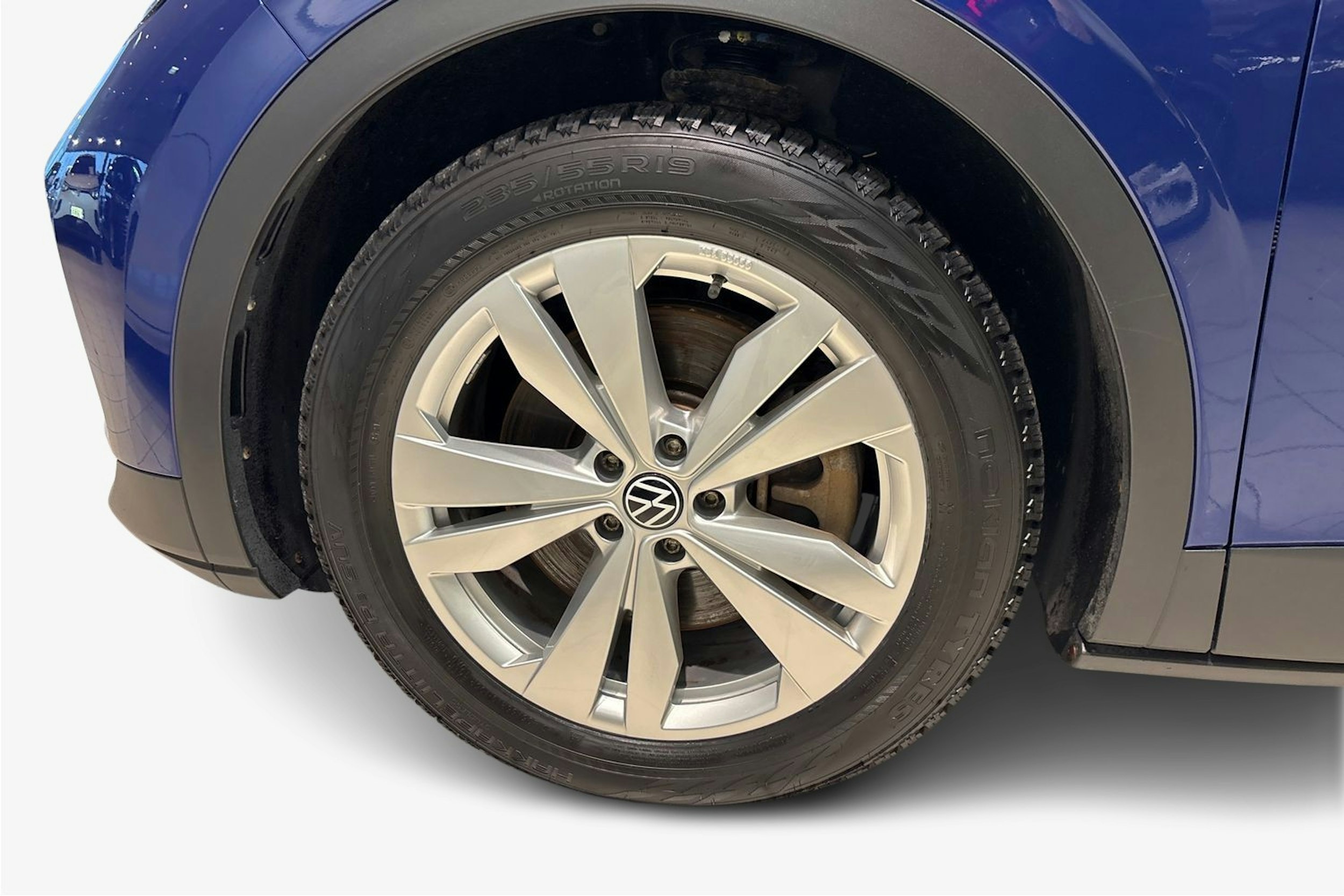 Sininen Volkswagen ID.4 2021 kuva 9.