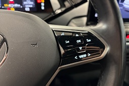 Sininen Volkswagen ID.4 2021 kuva 18.