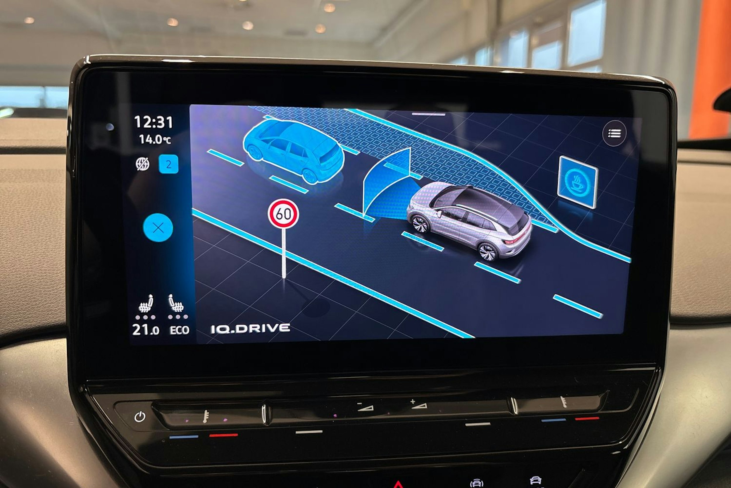 Sininen Volkswagen ID.4 2021 kuva 23.