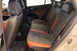 valkoinen Volkswagen ID.4 2021 kuva 8.