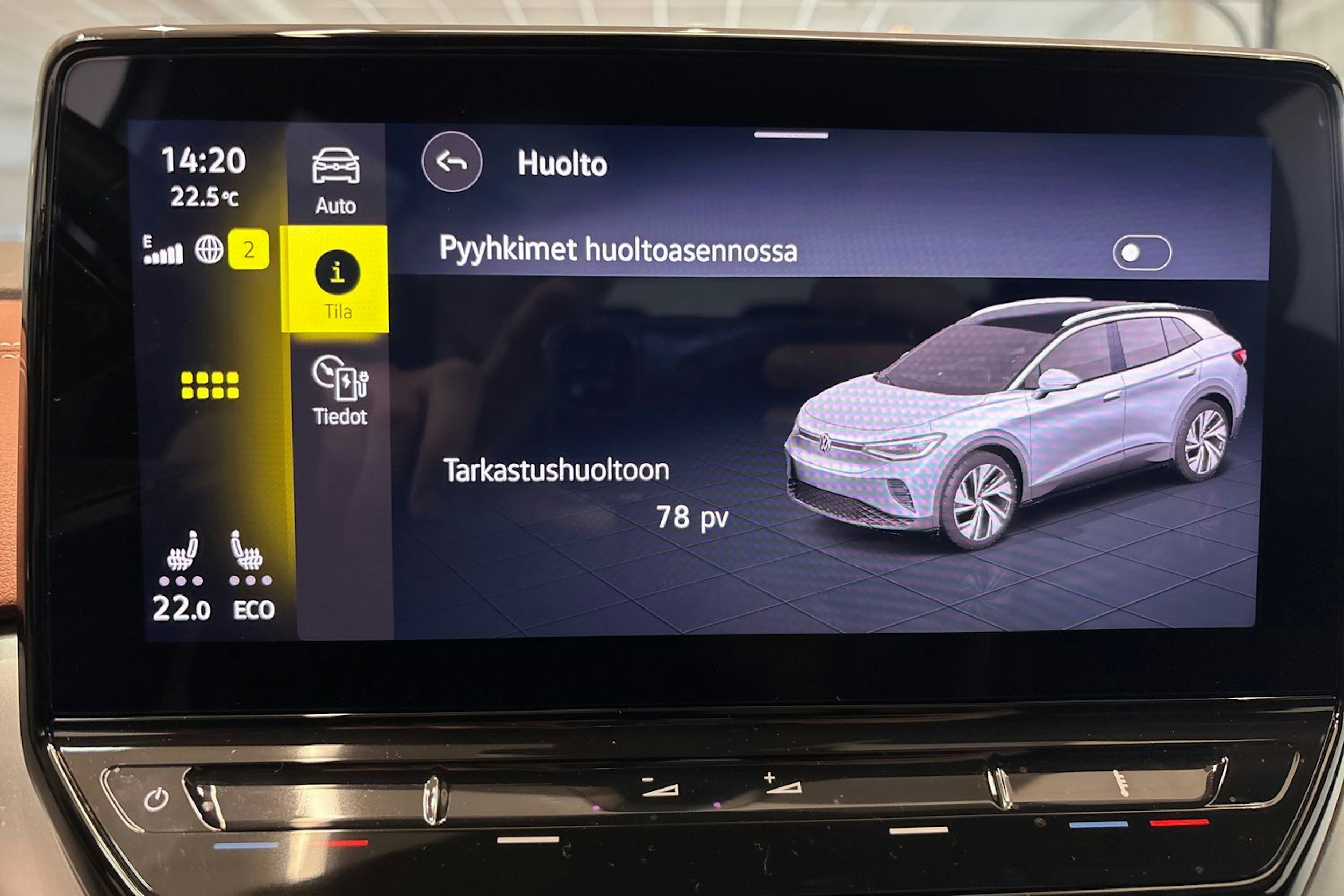 valkoinen Volkswagen ID.4 2021 kuva 24.
