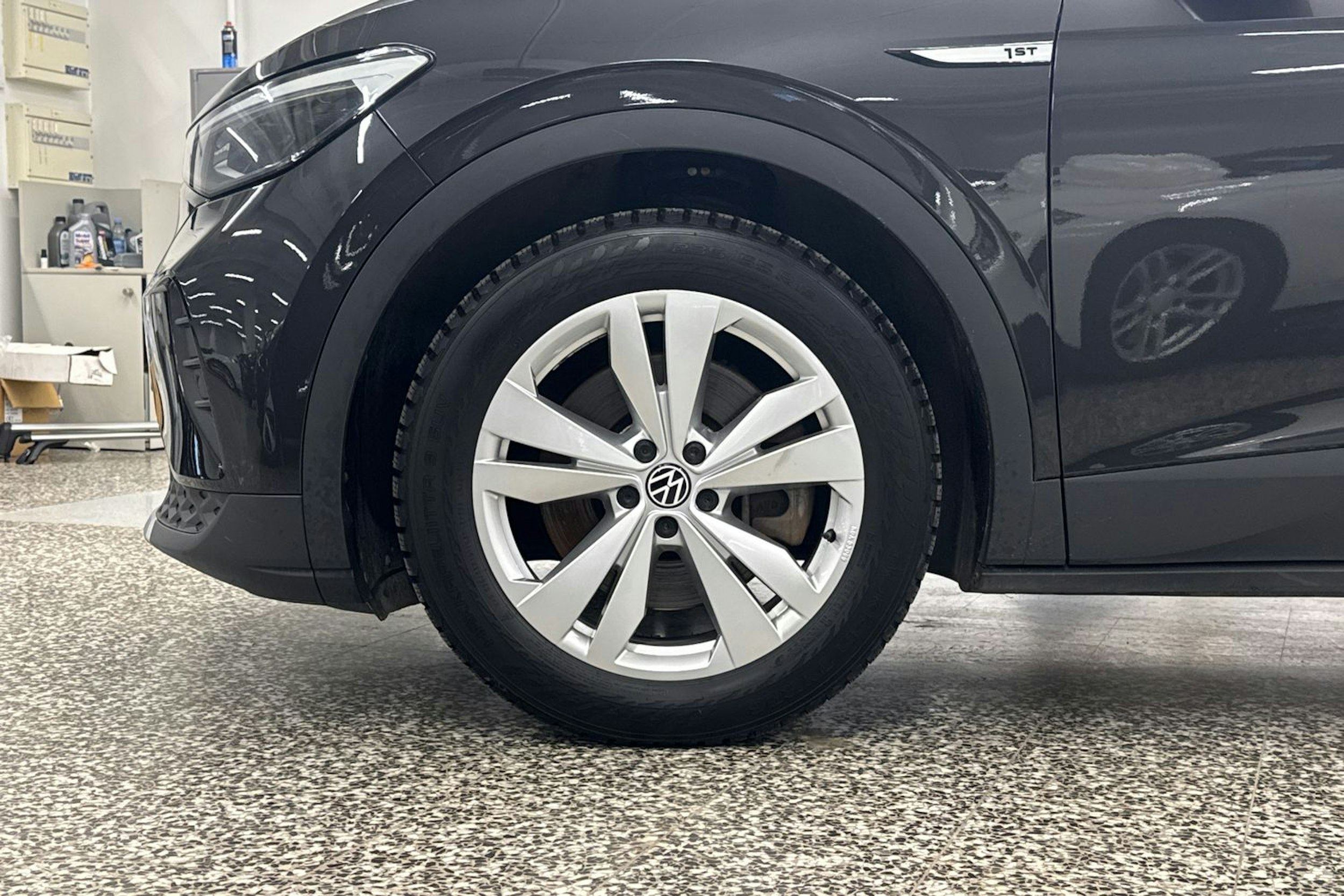 harmaa Volkswagen ID.4 2021 kuva 41.