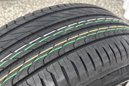 harmaa Volkswagen ID.4 2021 kuva 44.