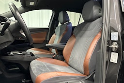 harmaa Volkswagen ID.4 2021 kuva 16.
