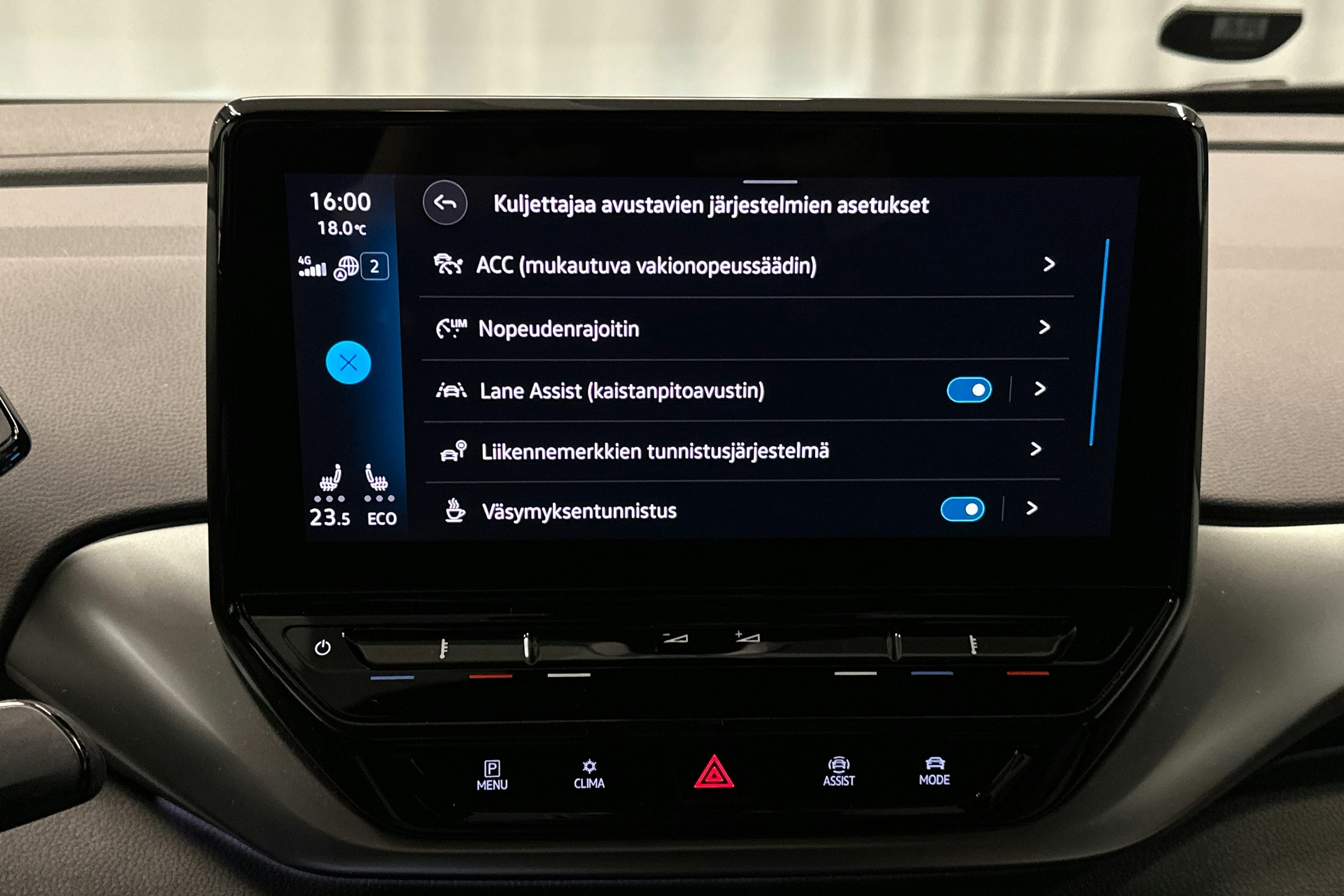 harmaa Volkswagen ID.4 2021 kuva 26.