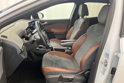 Valkoinen Volkswagen ID.4 2021 kuva 15.