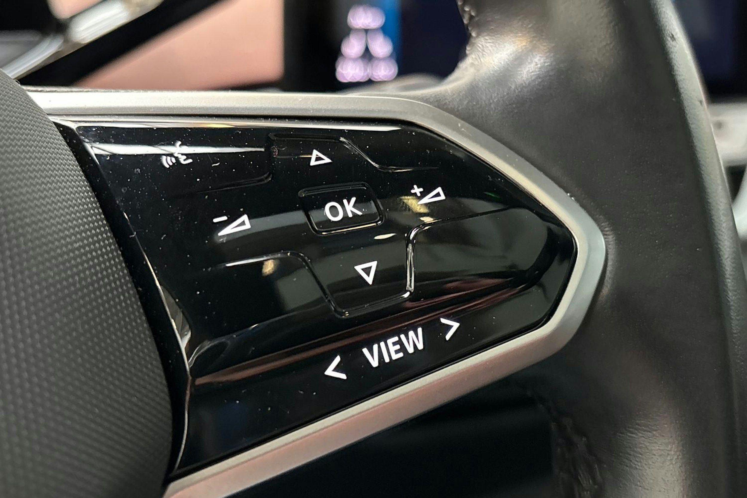 met. valkoinen Volkswagen ID.4 2021 kuva 17.