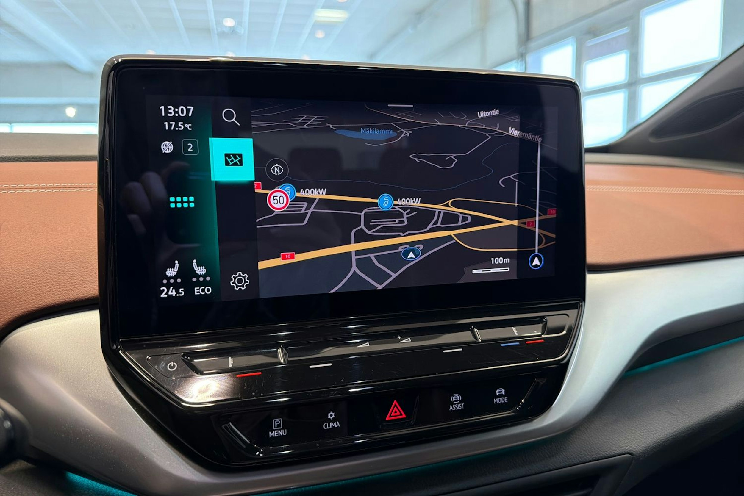 Harmaa Volkswagen ID.4 2021 kuva 21.