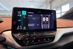 Harmaa Volkswagen ID.4 2021 kuva 24.