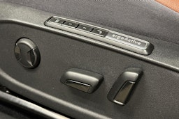 harmaa Volkswagen ID.4 2021 kuva 13.