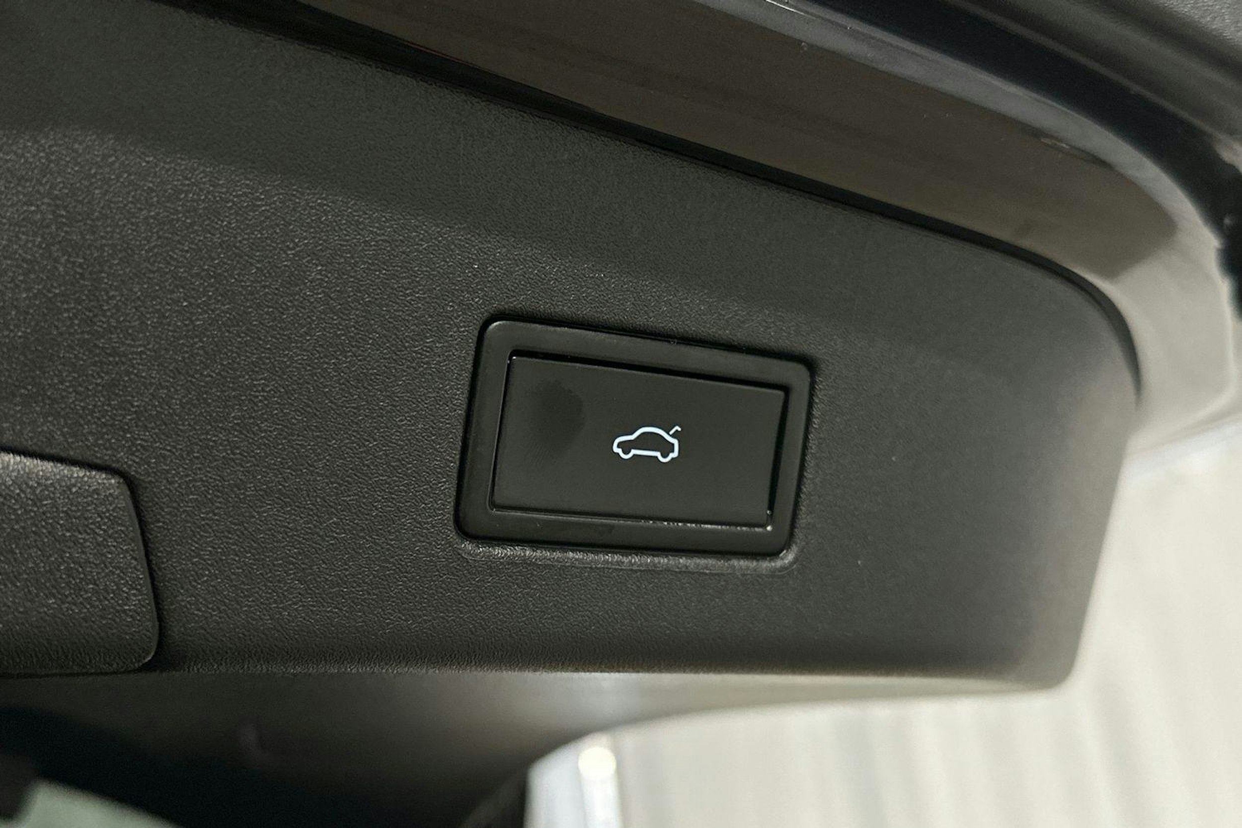 harmaa Volkswagen ID.4 2021 kuva 29.