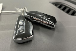 harmaa Volkswagen ID.4 2021 kuva 30.
