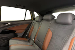 keltainen Volkswagen ID.4 2021 kuva 8.