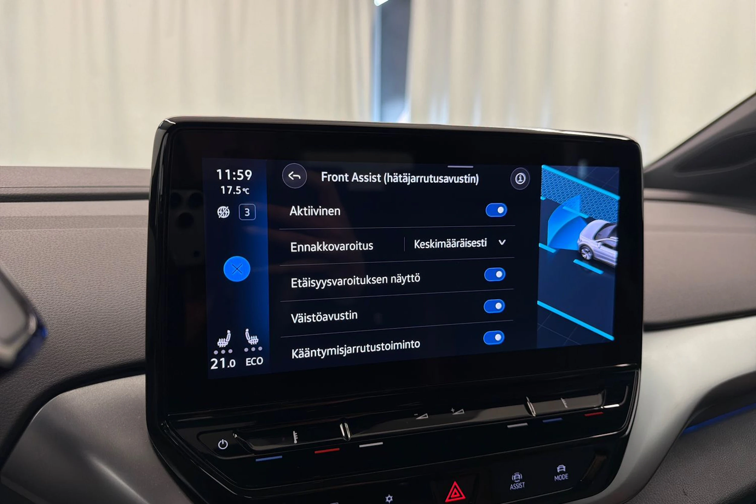 keltainen Volkswagen ID.4 2021 kuva 24.