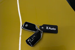 keltainen Volkswagen ID.4 2021 kuva 32.