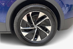 sininen Volkswagen ID.4 2021 kuva 9.