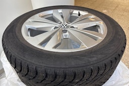 sininen Volkswagen ID.4 2021 kuva 12.