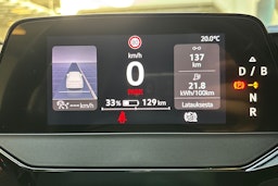 sininen Volkswagen ID.4 2021 kuva 20.