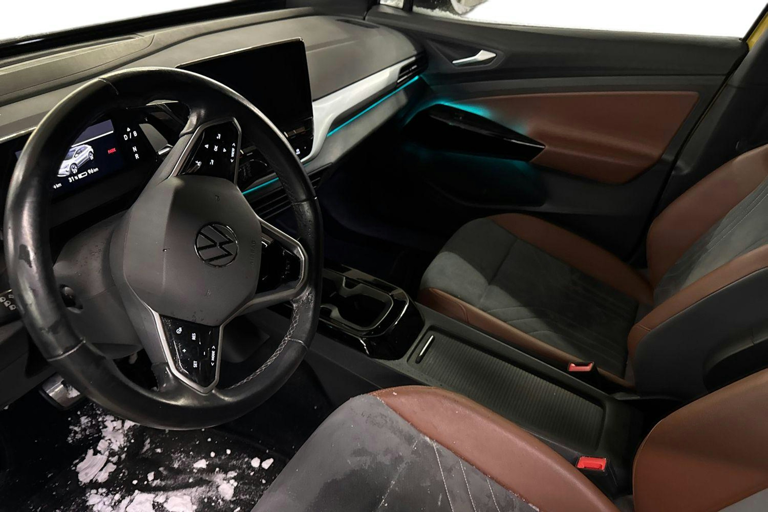 musta Volkswagen ID.4 2021 kuva 3.