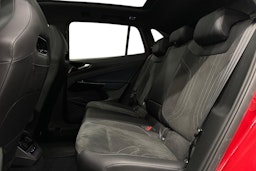 punainen Volkswagen ID.4 2021 kuva 10.