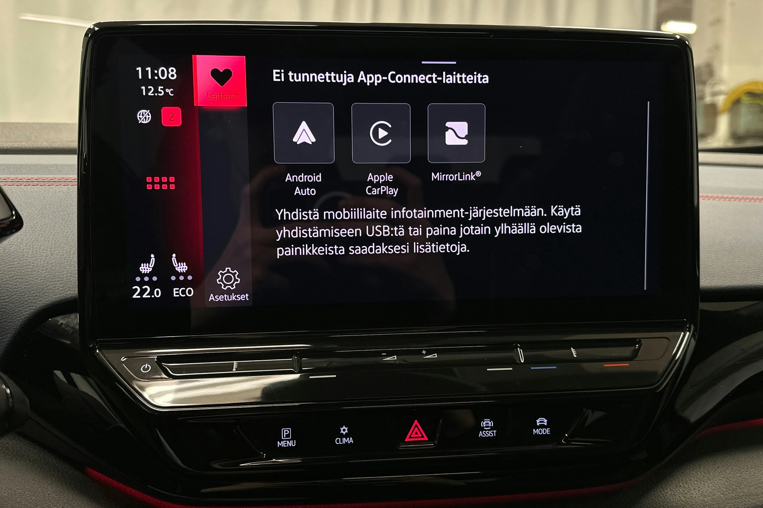 punainen Volkswagen ID.4 2021 kuva 27.