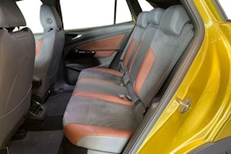 Keltainen Volkswagen ID.4 2021 kuva 10.