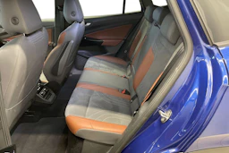 Sininen Volkswagen ID.4 2021 kuva 11.