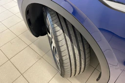 Sininen Volkswagen ID.4 2021 kuva 13.