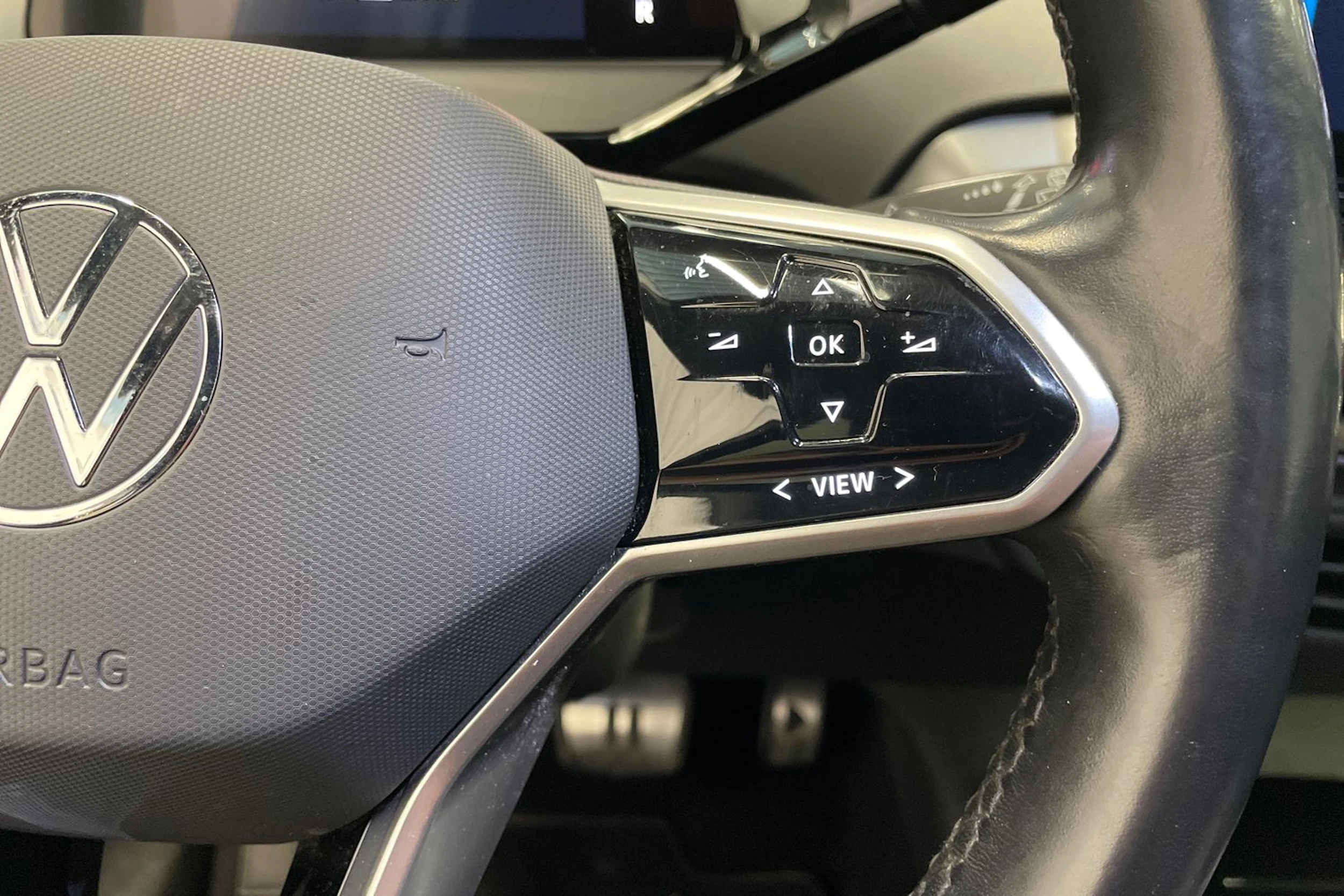 Sininen Volkswagen ID.4 2021 kuva 16.