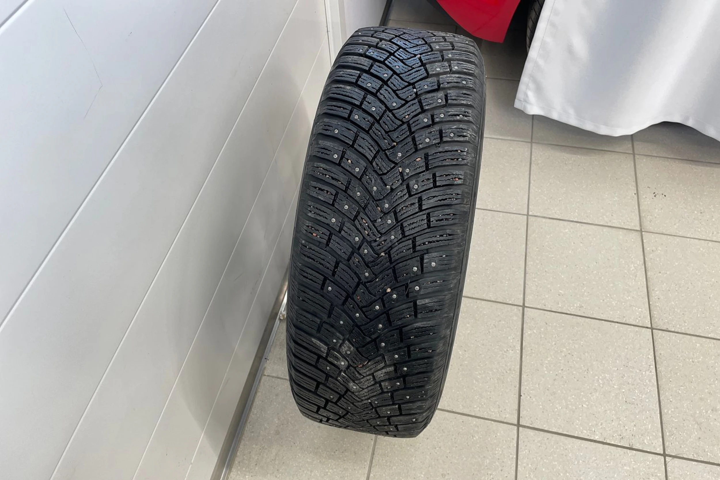 Sininen Volkswagen ID.4 2021 kuva 23.