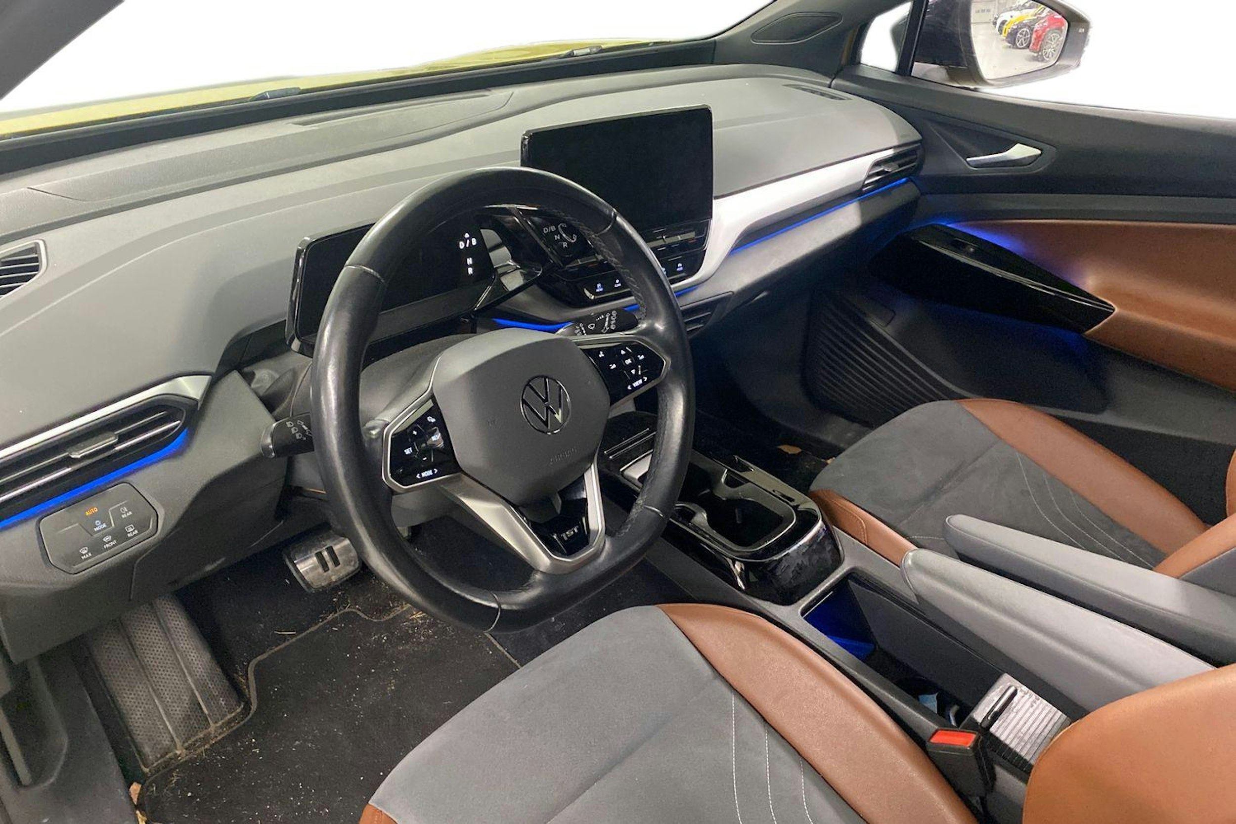 Keltainen Volkswagen ID.4 2021 kuva 3.