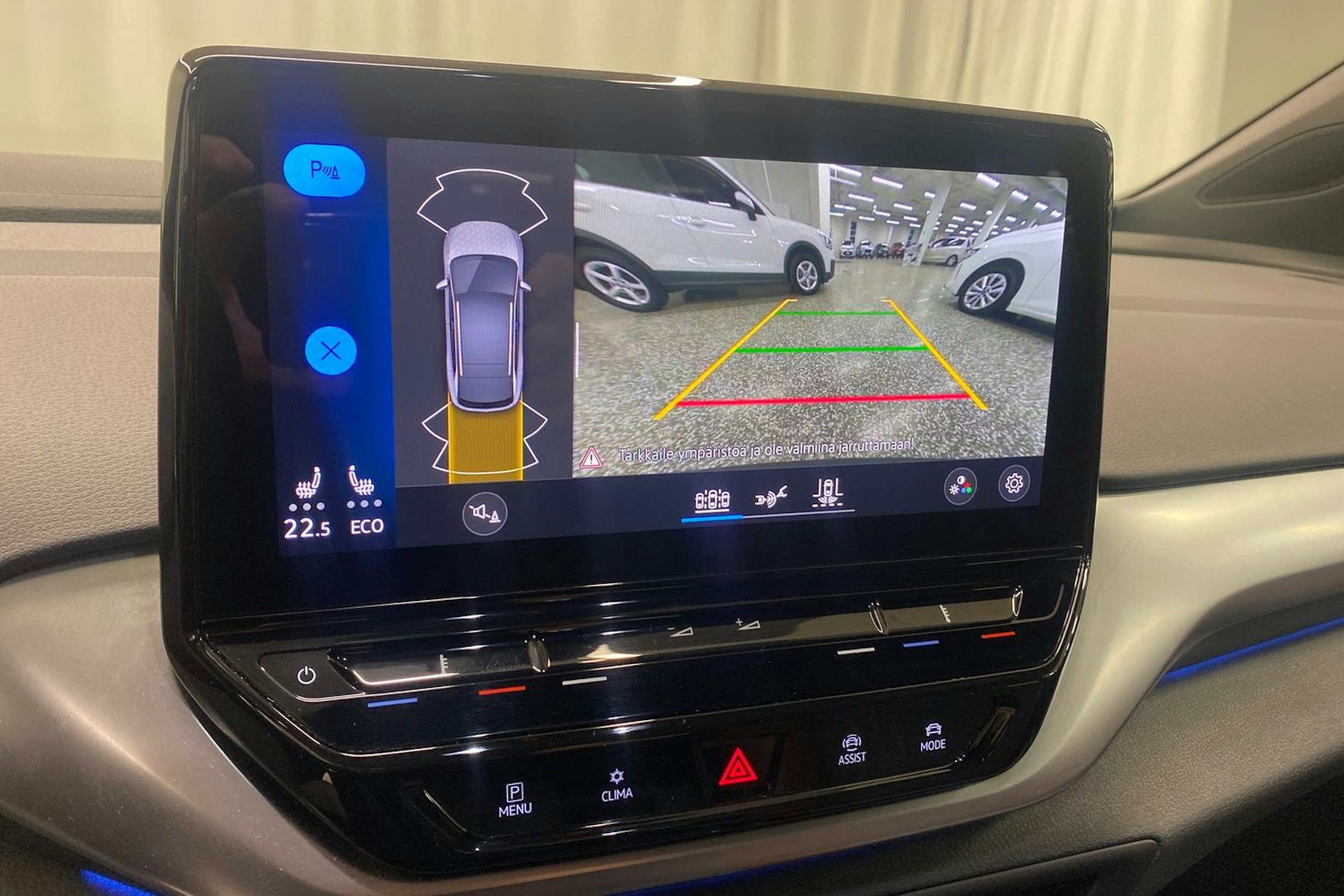 Keltainen Volkswagen ID.4 2021 kuva 17.