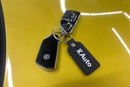 Keltainen Volkswagen ID.4 2021 kuva 27.