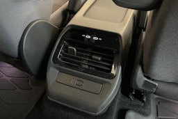 harmaa Volkswagen ID.4 2021 kuva 26.