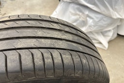 Harmaa Volkswagen ID.4 2021 kuva 14.