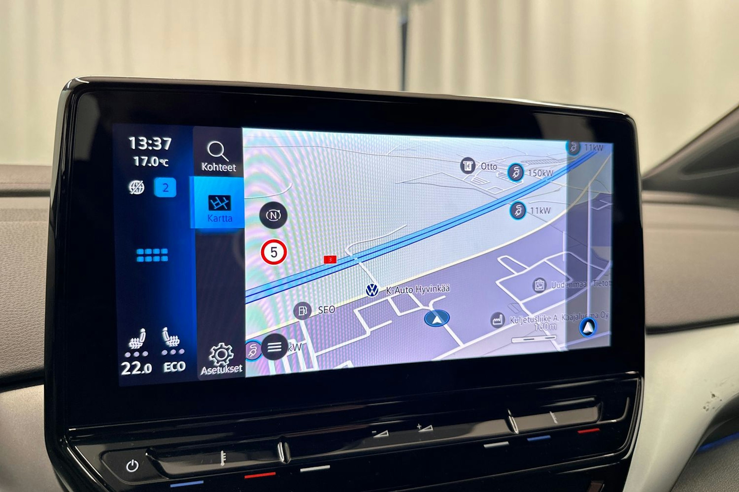 Harmaa Volkswagen ID.4 2021 kuva 20.