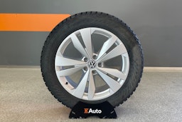harmaa Volkswagen ID.4 2021 kuva 13.