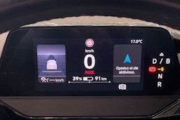 sininen Volkswagen ID.4 2021 kuva 18.