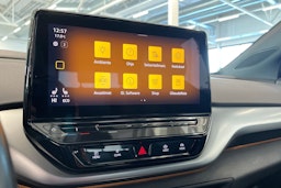 sininen Volkswagen ID.4 2021 kuva 22.