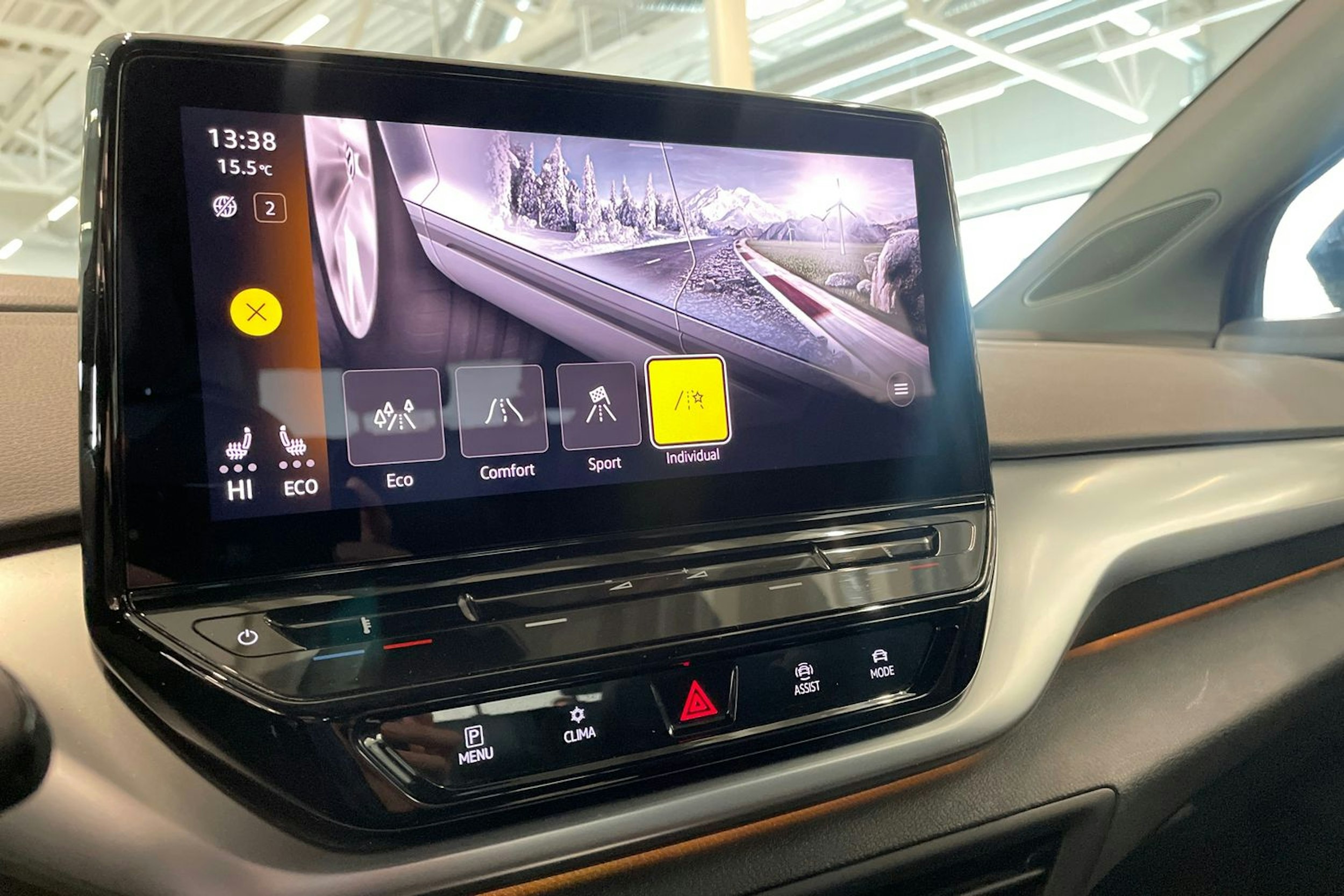 sininen Volkswagen ID.4 2021 kuva 27.