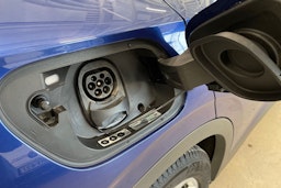 sininen Volkswagen ID.4 2021 kuva 32.