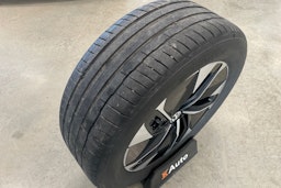 sininen Volkswagen ID.4 2021 kuva 34.