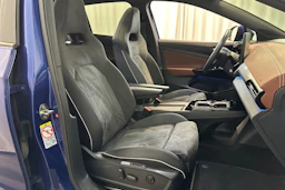 sininen Volkswagen ID.4 2021 kuva 11.