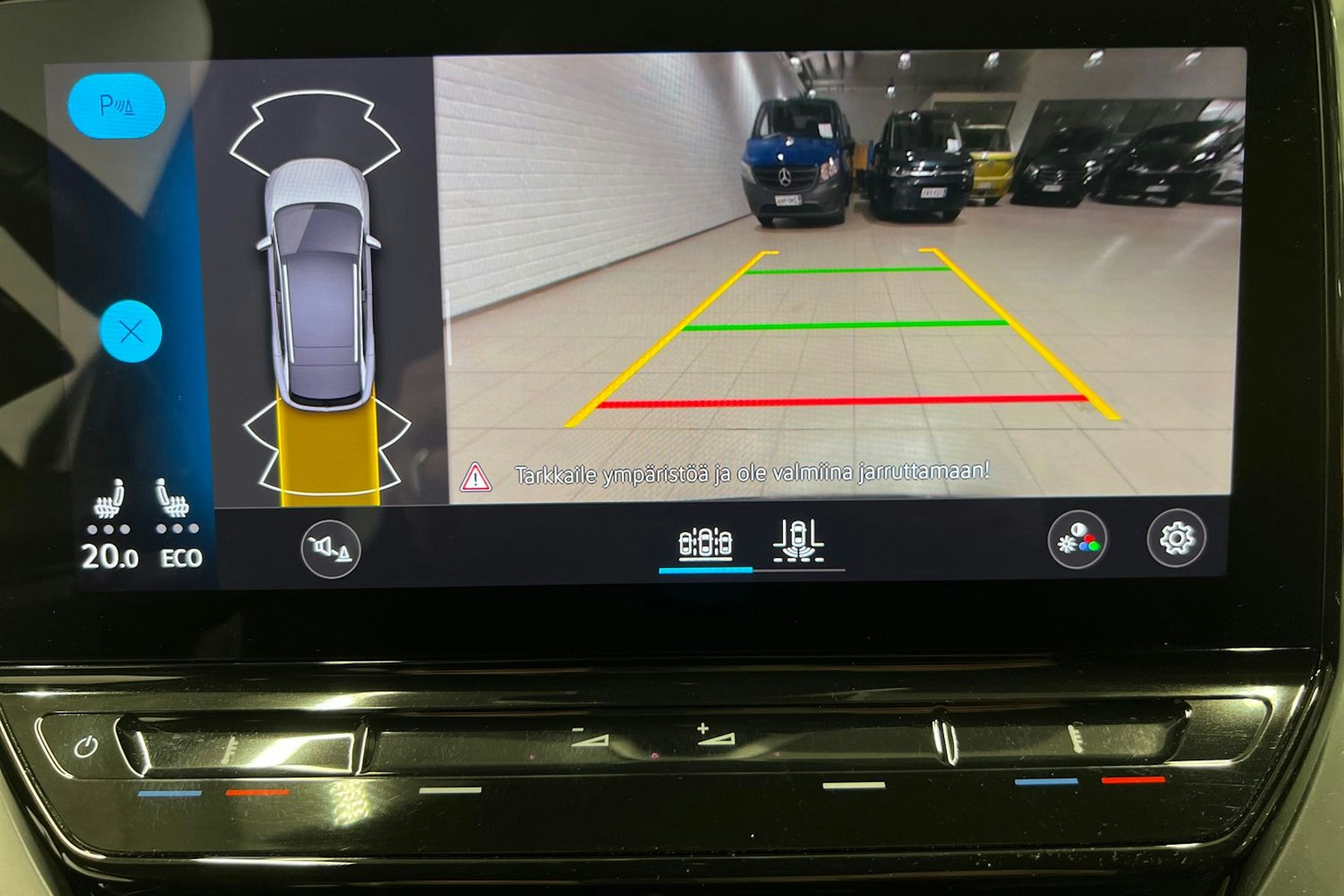 hopea Volkswagen ID.4 2021 kuva 16.