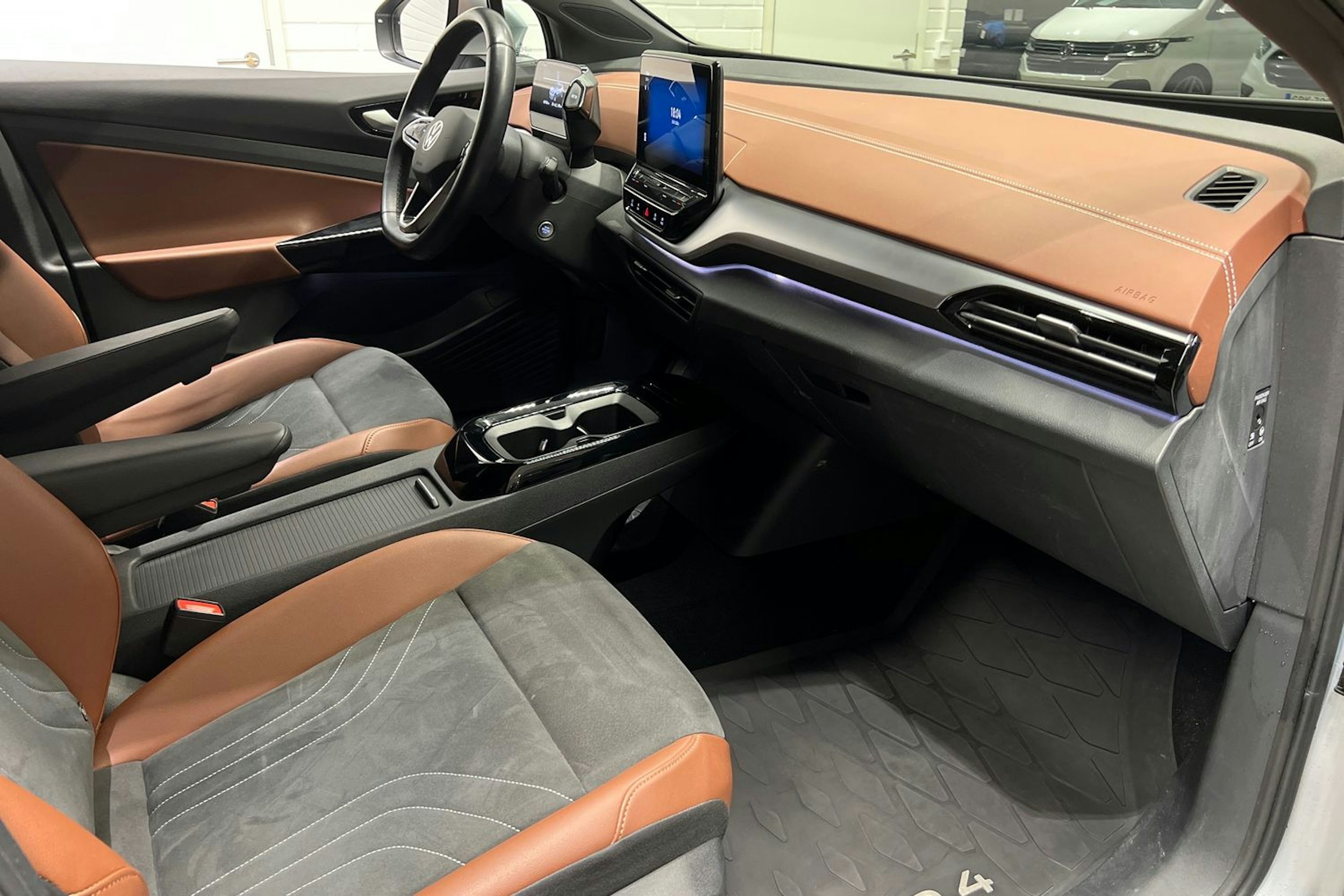 hopea Volkswagen ID.4 2021 kuva 18.