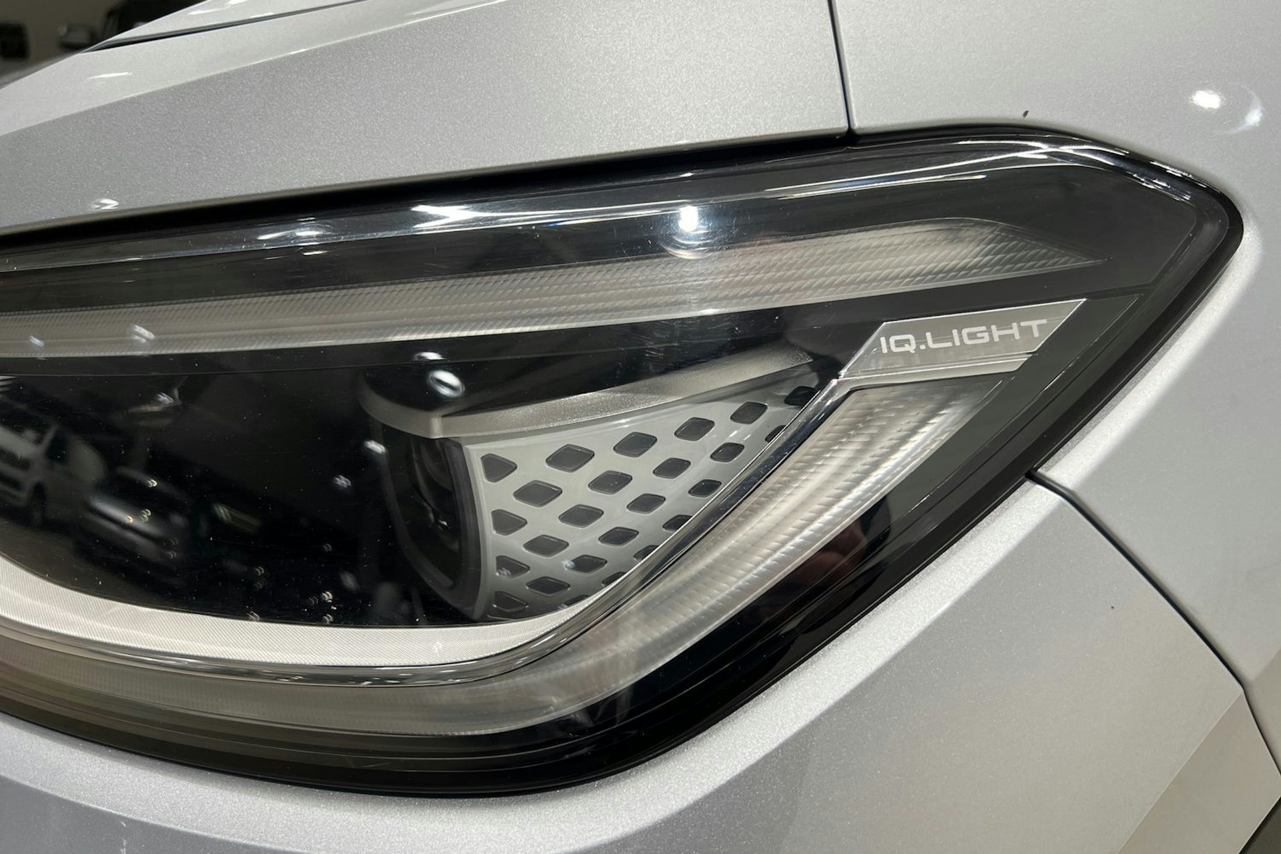 hopea Volkswagen ID.4 2021 kuva 24.