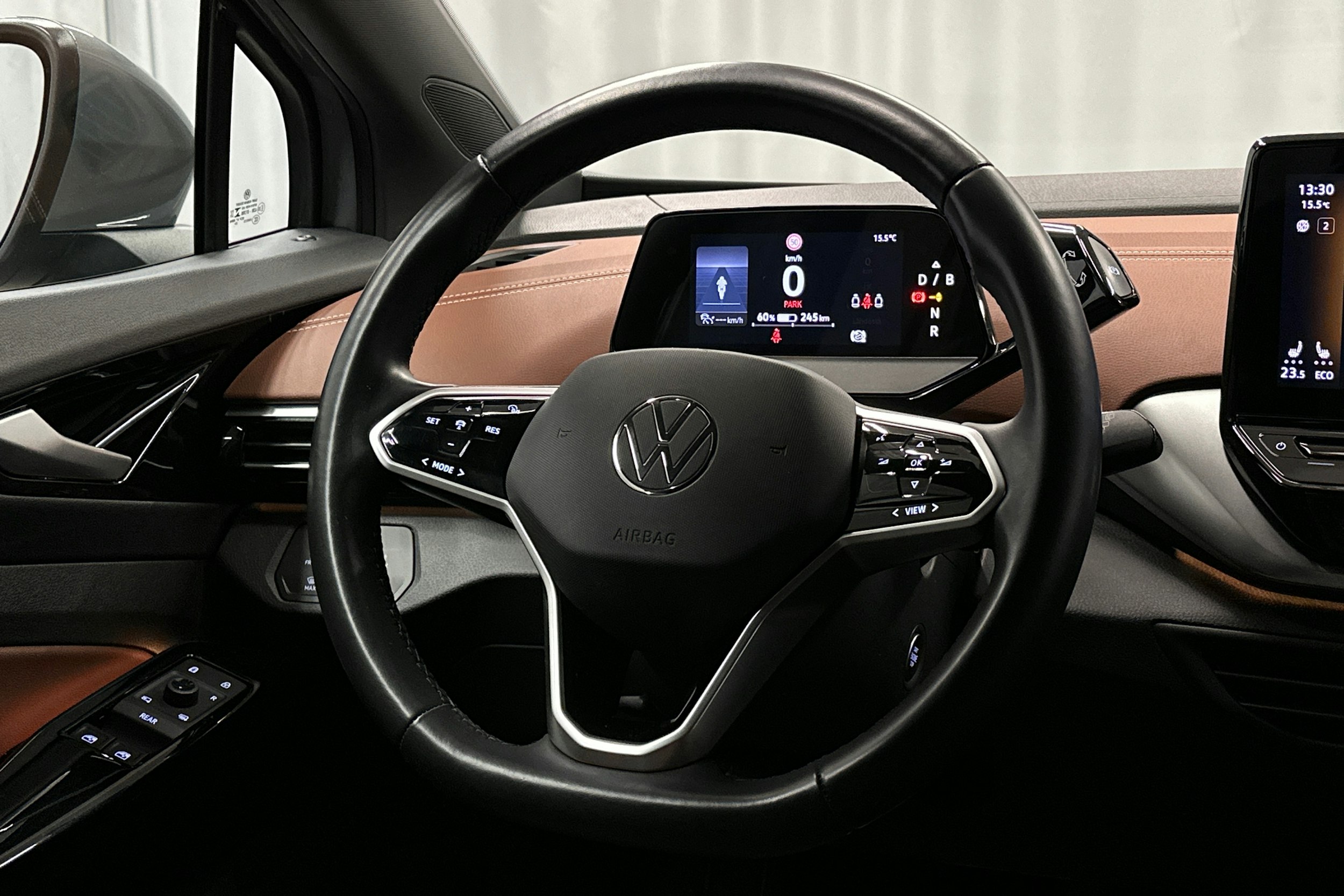 harmaa Volkswagen ID.4 2021 kuva 13.
