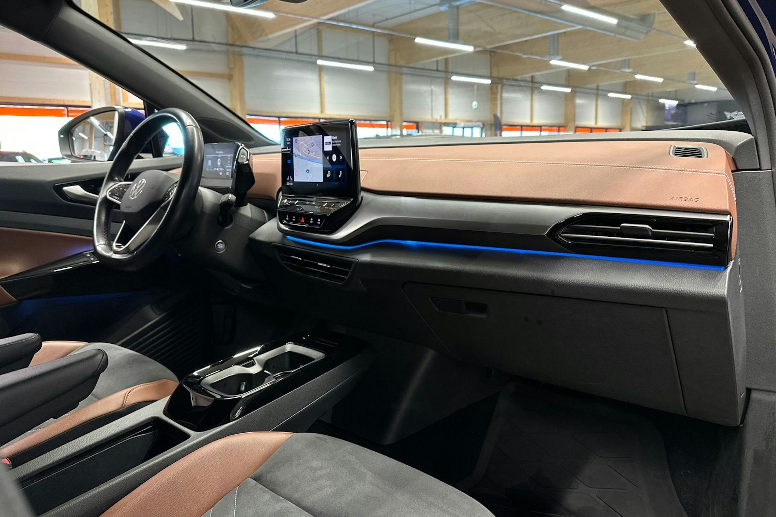 sininen Volkswagen ID.4 2021 kuva 14.