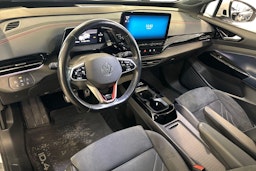 valkoinen Volkswagen ID.4 2021 kuva 6.