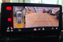 valkoinen Volkswagen ID.4 2021 kuva 24.